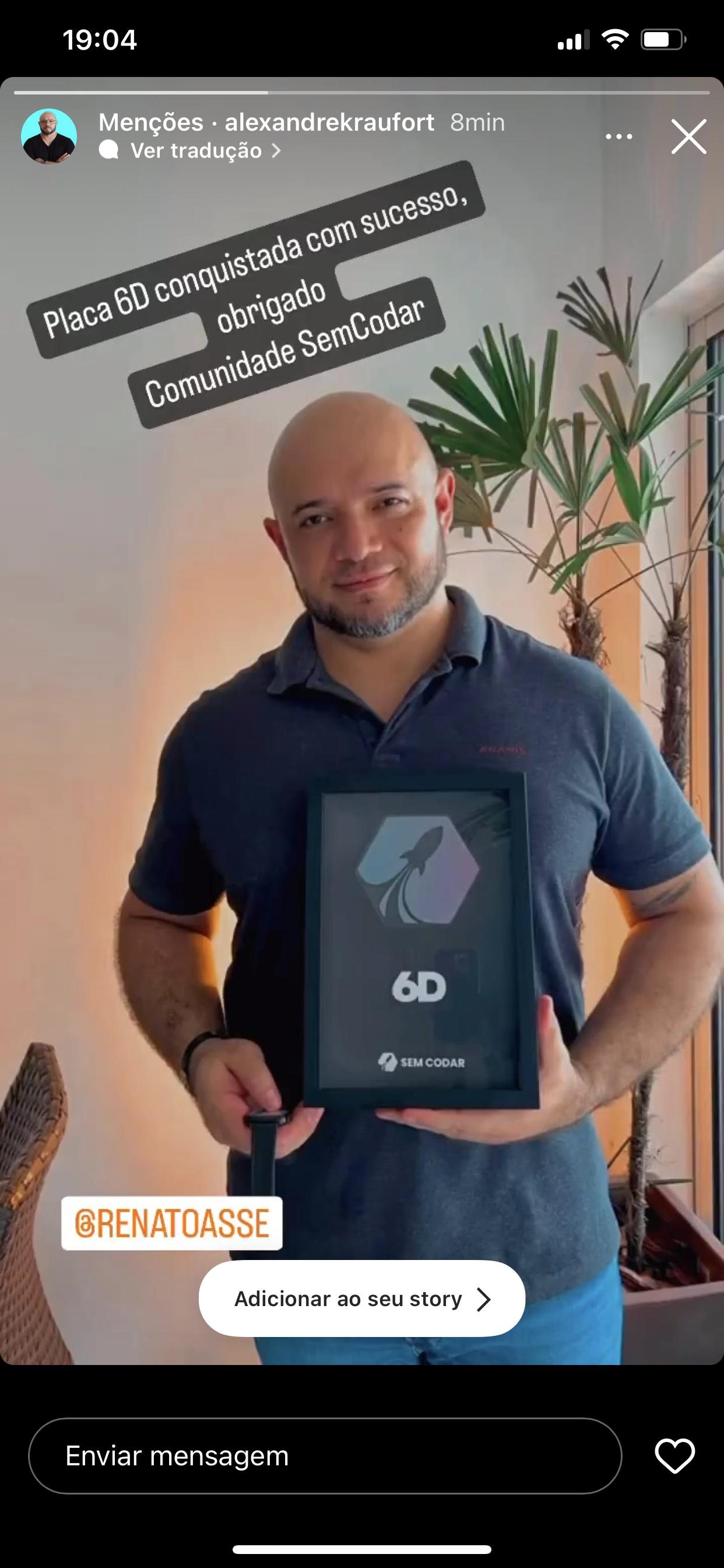 Placa comemorativa de aluno